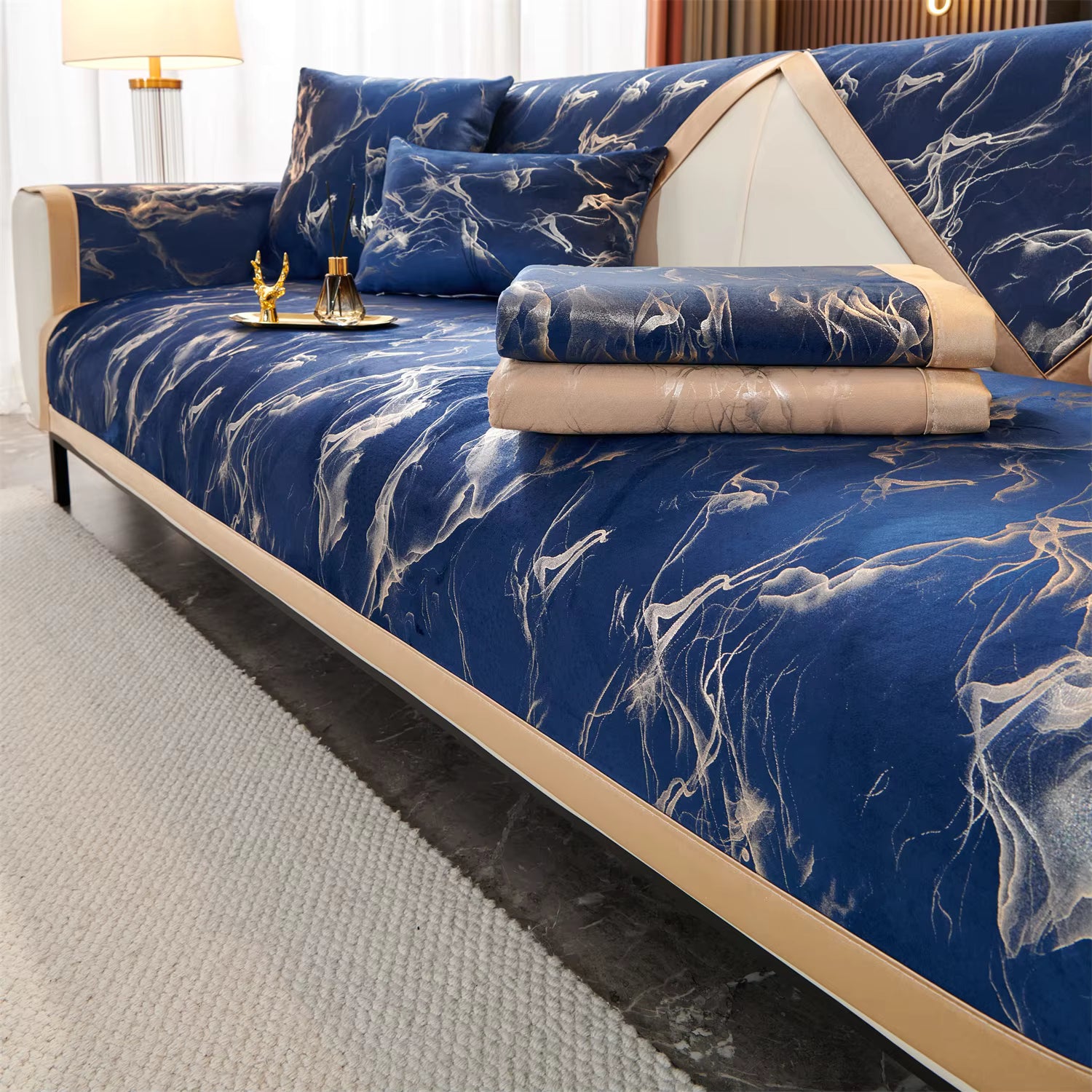 Capa de Sofa Lâmina Dourada - Design Clean