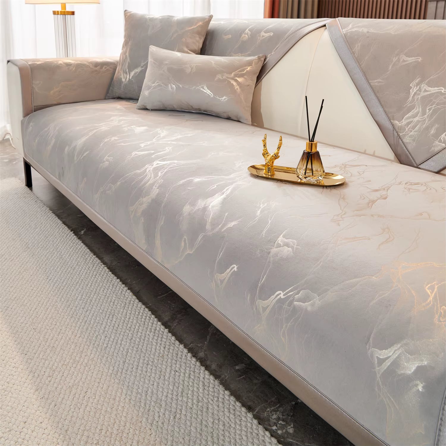 Capa de Sofa Lâmina Dourada - Design Clean