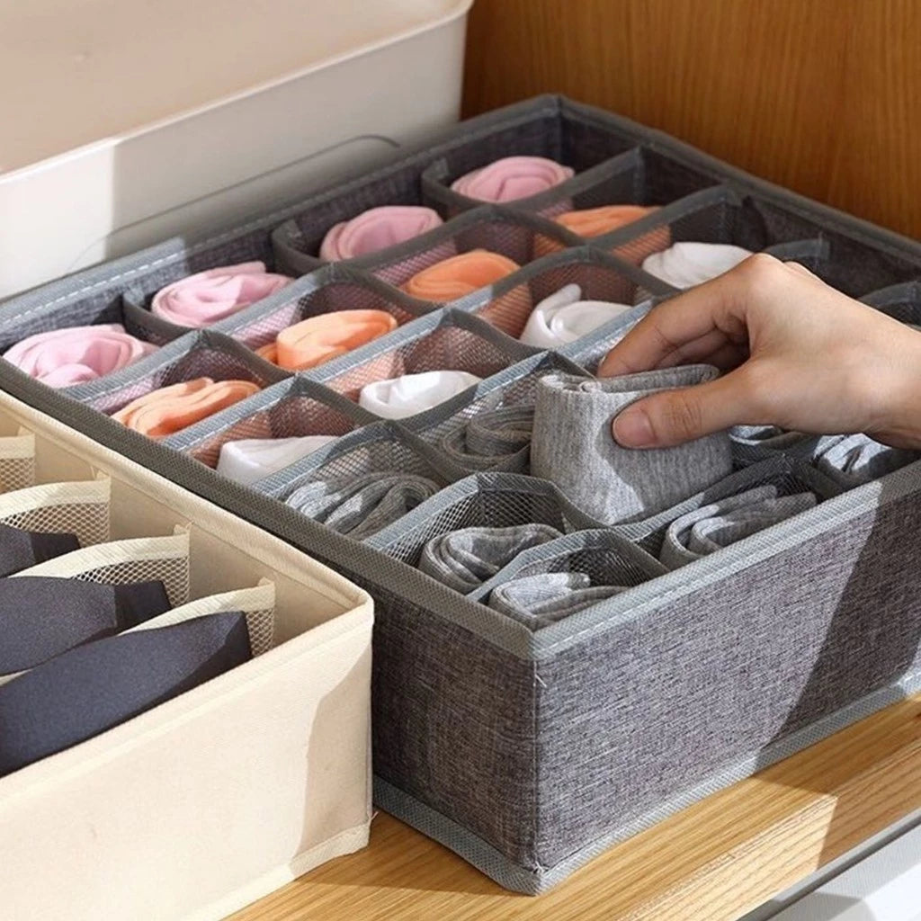 Organizador com Divisórias Estilo Colmeia – Praticidade e Elegância no seu Guarda-Roupas