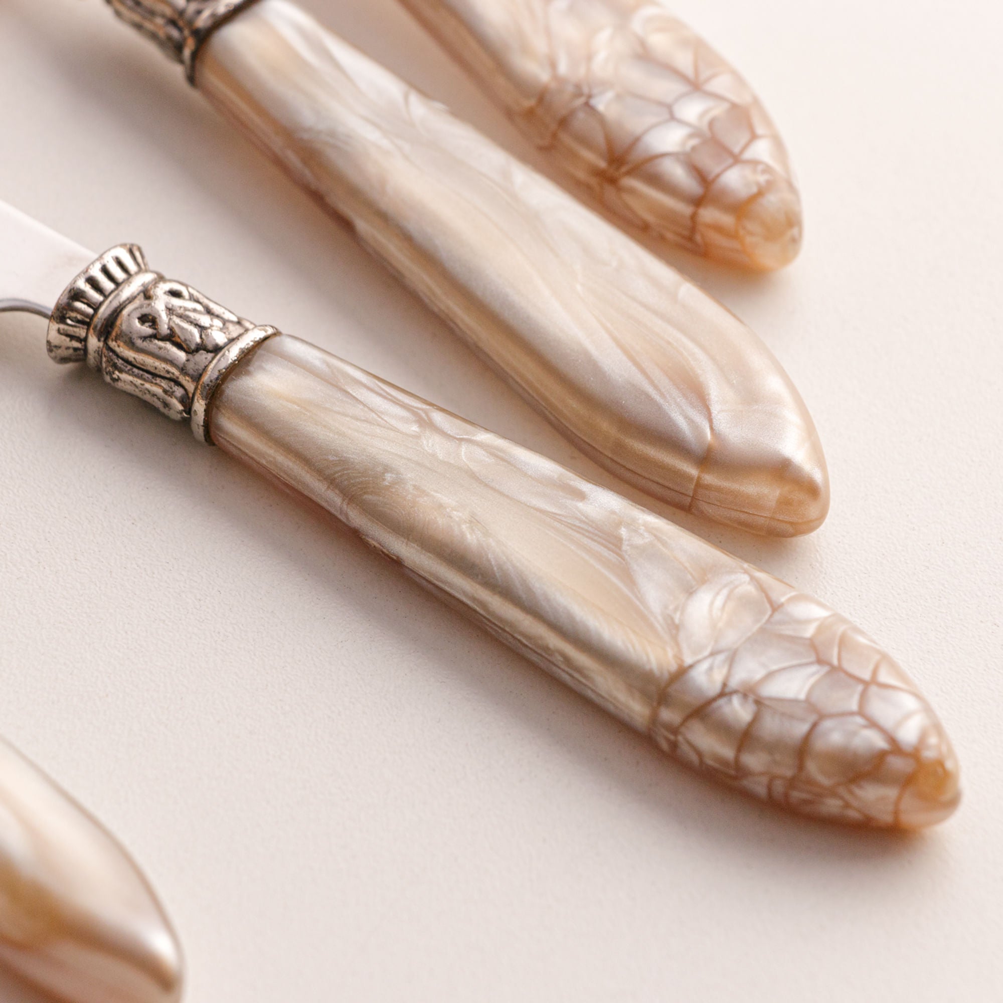 Faqueiro 24 Peças Aço Inox Cabo Plástico Mother Pearl Pérola